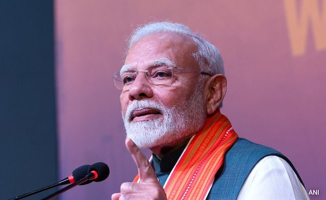 PM Modi Wins Global Peace Award for Helping Indian-Americans